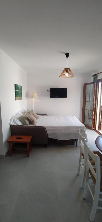 Apartamentos Villa Primera Cala Figuera  Exterior photo